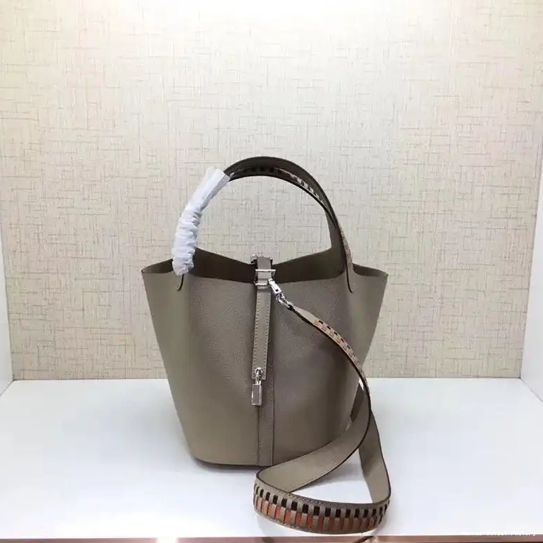 Hardware Lock Epsom Picotin Palladium Hermes Bag Grey Leather In Tressage 0418